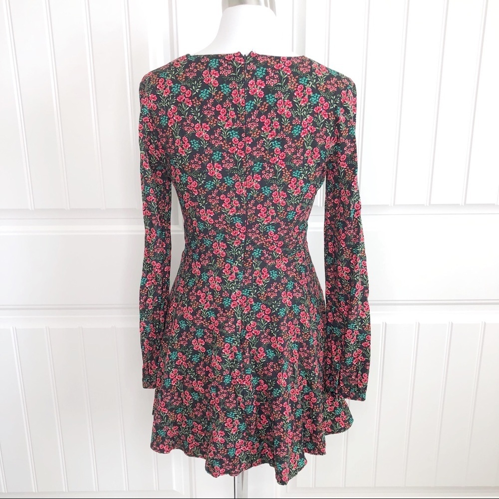 Forever 21 Red Black Floral Long Sleeve Mini Dress - Picture 6 of 7